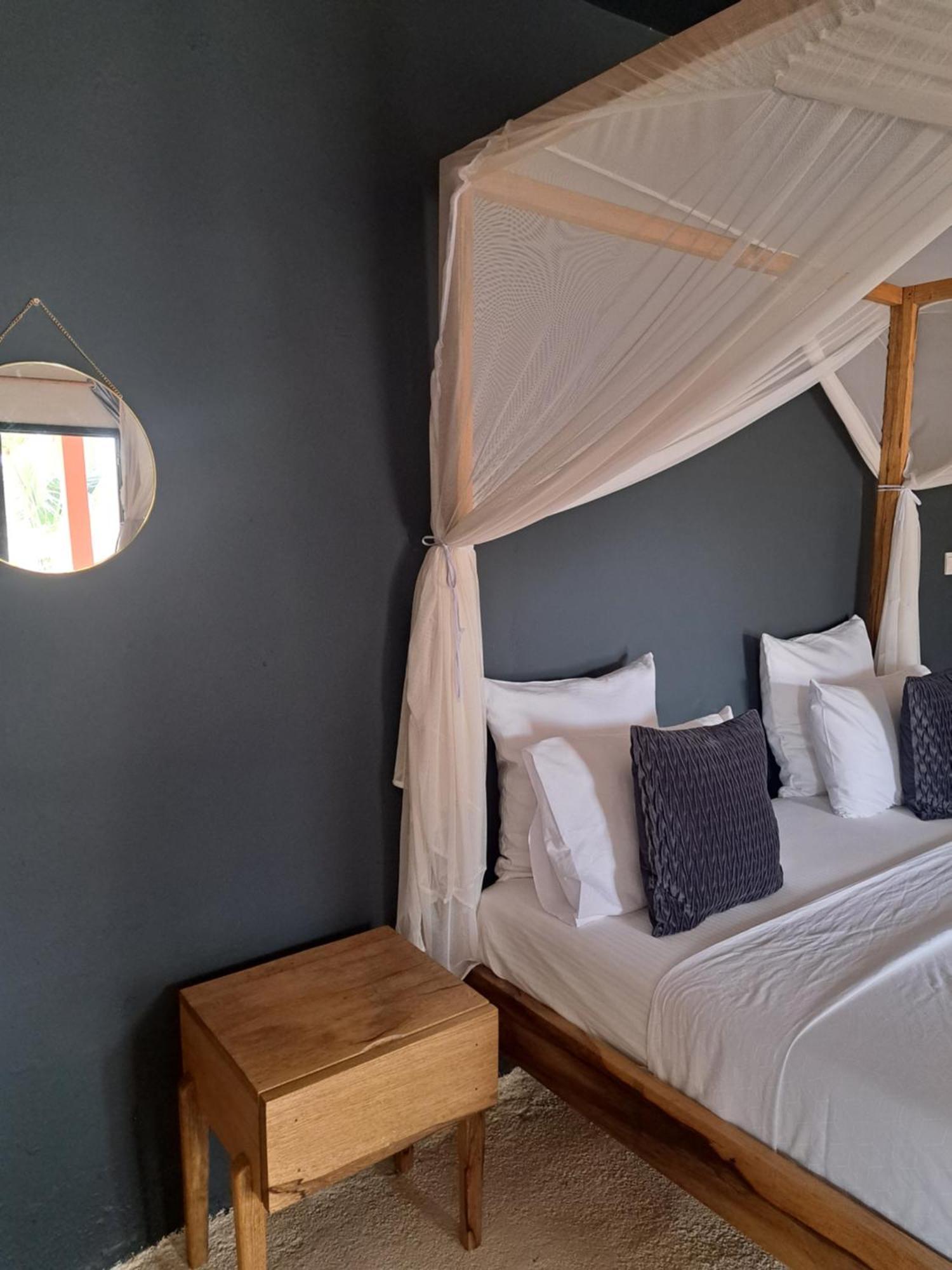 La Fandenoise Bed & Breakfast Thies Ngoại thất bức ảnh