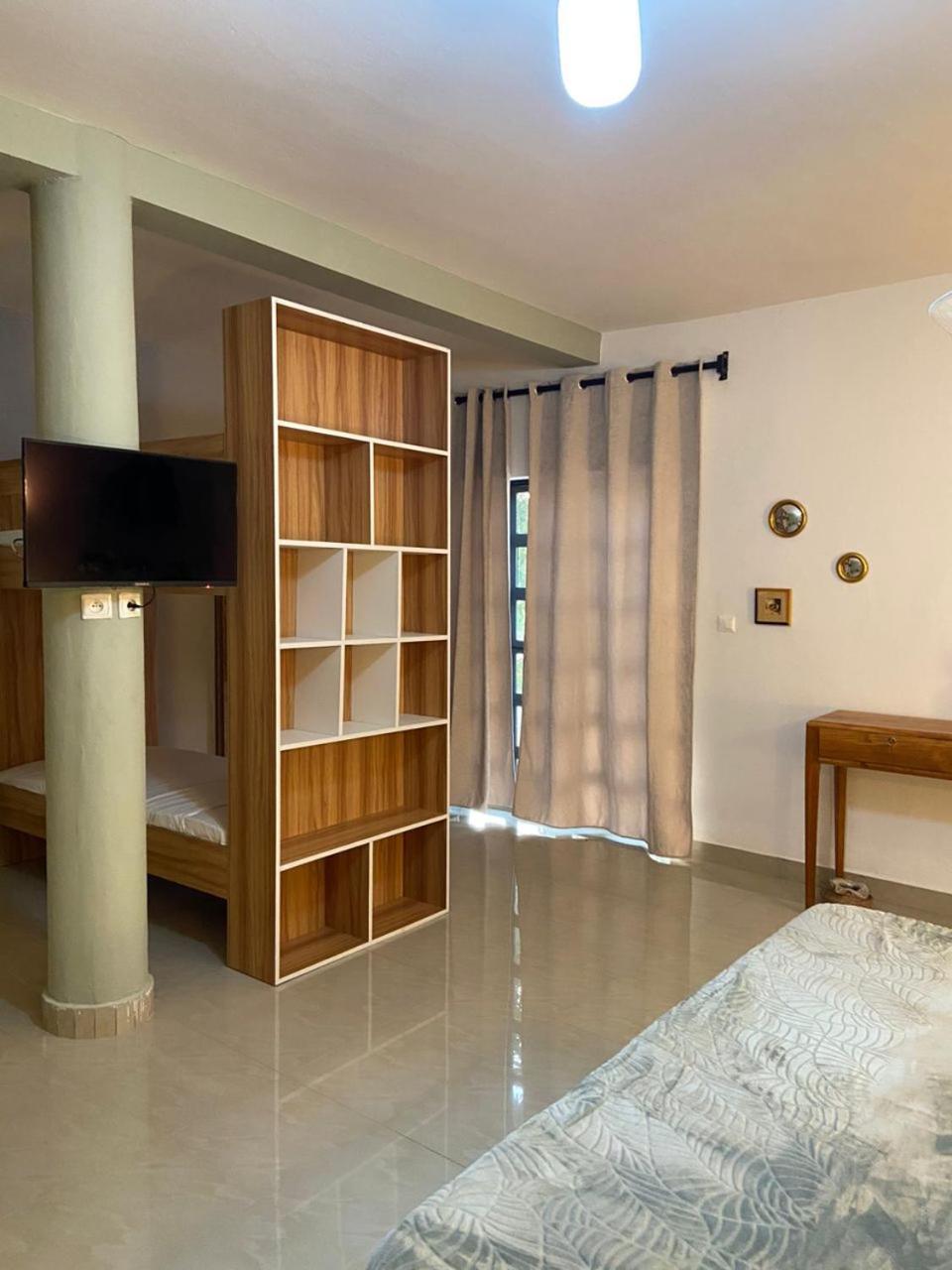 La Fandenoise Bed & Breakfast Thies Ngoại thất bức ảnh